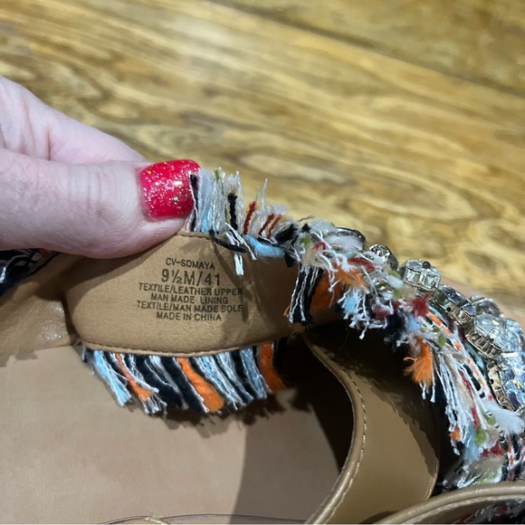 Crown Vintage blingy fabric fringe slides. Sz 9.5 - Picture 7 of 16